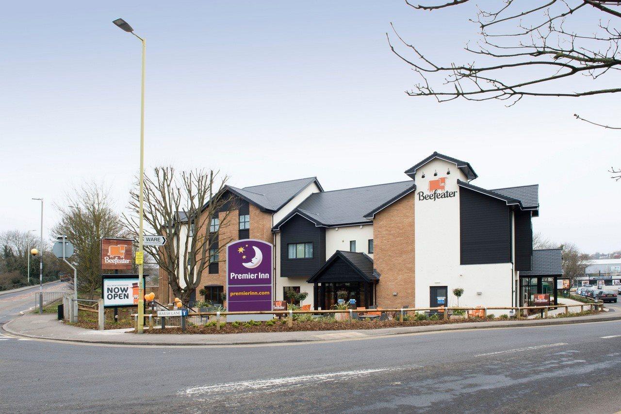 Premier Inn Вэр Экстерьер фото
